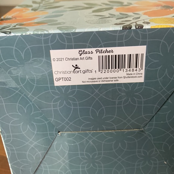 Christian Art Gifts Glass Serving Pitcher with Handle -58 fl. oz. - Picture 8 of 9